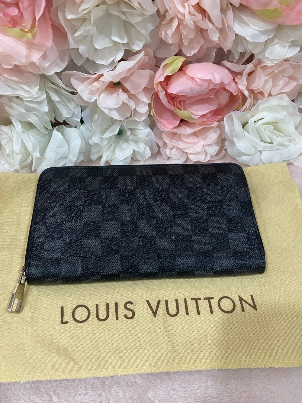 Louis Vuitton Damier Graphite Zippy Organizer/Wallet